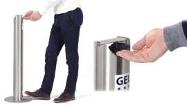 La conocida marca francesa de productos de limpieza distribuye ahora un cómodo y ergonómico dispensador de gel hidroalcohólico para usar en cualquier espacio