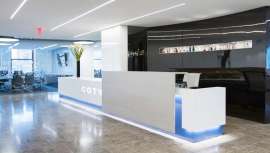 Coty desprende-se e vende o fundo KKR as marcas de beleza e cuidado do cabelo profissionais Wella, Clairol, Opi e ghd por um valor de 4.000 milhões de euros, segundo anunciaram ambas empresas em comunicado