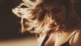 Revisamos con la doctora Natalia Ribé cuáles serán los tratamientos reyes del verano para cuidar la piel y guardarla del envejecimiento y que carecen de efectos fotosensibilizantes