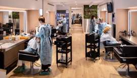 Se trata de una de las primeras acciones impulsadas como agradecimiento y reconocimiento al personal sanitario que muestra el lado más solidario y belleza de la conocida firma catalana