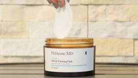 Efecto lifting sin cirugía con un cosmético absolutamente profesional y experto, desde la comodidad del hogar. Sí, es posible, y tú todavía no lo sabes... Perricone MD 