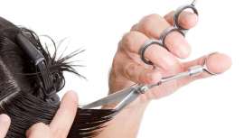 Ideal para el corte inveritdo, su ergonomía y precisión convierten a la tijera Sidca en una de las herramientas preferidas de los estilistas. Descubrimos quiénes son y cómo trabajan con esta tijera de 2point