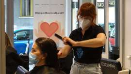 Según el grupo Provalliance, los sanitarios aparcan la ansiedad y los nervios sufridos durante la crisis del Covid-19 cuando reciben algún servicio de peluquería