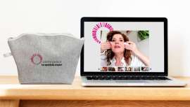 Estos talleres mantienen intacto el objetivo del programa Ponte Guapa, Te Sentirás Mejor: enseñar a las personas con cáncer a cuidar la piel, protegerse del sol, sentirse mejor y tener una actitud más positiva