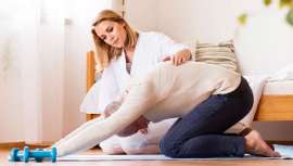 La fisioterapia en casa, de manos de terapeutas acreditados, gana puntos entre famosos y estrellas internacionales como los integrantes del grupo Guns and Roses, Paul McCartney, Bruce Springsteen, Iron Maiden y Bjork, entre otros