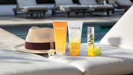 Loción ligera y sedosa a base de un cóctel de ingredientes naturales y orgánicos que hidrata y alivia la piel en profundidad