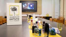 La votación se ha realizado de forma presencial, con una cata olfativa de los candidatos, bajo un estricto y minucioso protocolo en el que los periodistas han asistido en 14 turnos diferentes a lo largo de 2 días