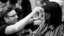 Carlos Valiente optará, por segundo año consecutivo, al premio al Peluquero Internacional del Año 2021