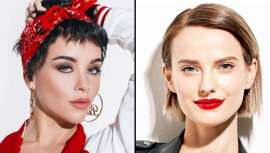 Sara Carbonero hace que las redes echen humo, y todo gracias a su fantástico y superfavorecedor Pixie, rey del verano junto con el Blunt, que permiten y requieren para estar a la última, el uso de complementos icónicos como pañuelos y aros 