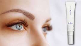 Eye Refresh de Dr. Dray reactiva la microcirculación para drenar y alisar el contorno del ojo, reduciendo los principales signos del envejecimiento