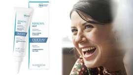 La novedad aporta un acabado aterciopelado, que contiene polvos minerales absorbentes para proporcionar una eficacia de larga duración