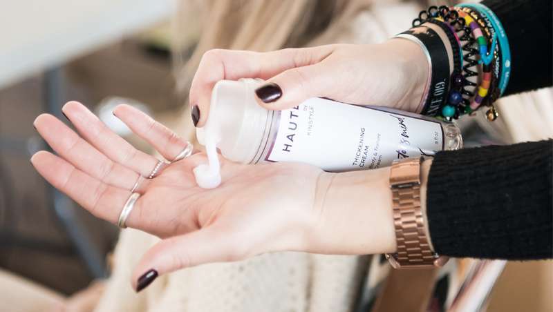 Já chegou a nova geração do styling, Kinstyle Haute Tickening Cream, de Kin Cosmetics