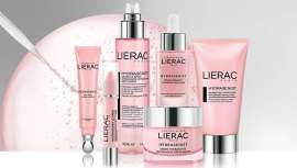 Es perfecta para todas las mujeres que sueñan con un tratamiento hidratante con un plus antiedad, particularmente aquellas que buscan un tratamiento alisador y rellenador desde el despertar