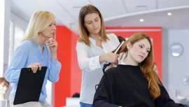 ¿Conoces y manejas las habilidades y estrategias digitales...? En materia formativa y en tu negocio o salón de peluquería y/o de belleza, ¡ponte al día! El futuro es digital, nos lo explica OMAT