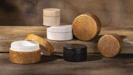 La colección nórdica de Sulapac se fabrica en las instalaciones alemanas de Quadpack y está disponible en nueve colores y puede decorarse con serigrafía y tampografía