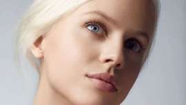 Las pacientes de medicina estética ya no buscan corregir arrugas o flacidez sino adelantarse a ellas para retrasar su aparición. Es el tratamiento perfecto para apuntarse a la tendencia ‘prejuvenation’