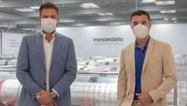 Se trata de un tratamiento domiciliario para potenciar y prolongar los efectos antiedad de los tratamientos faciales. Una fórmula para Galderma, desarrollada por mesoestetic, lo que refuerza aún más si cabe el prestigio de mesoestetic Pharma Group