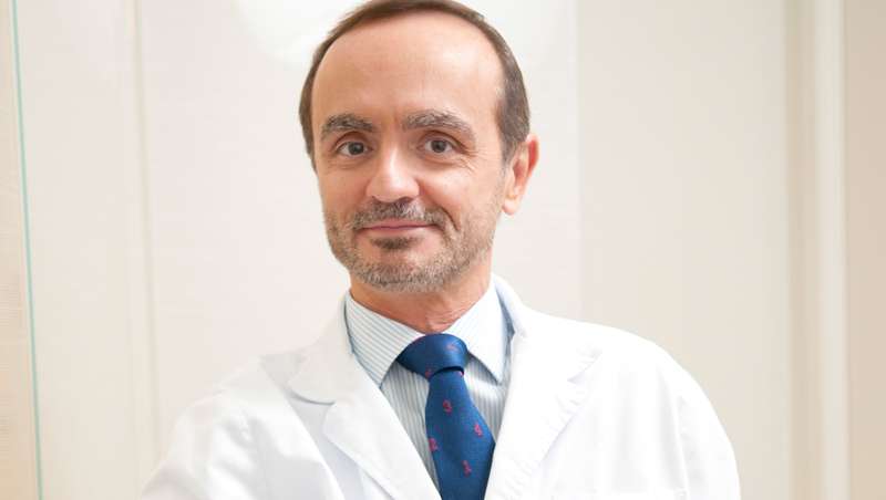 López Bran: 'Los trasplantes capilares han estado en continua mejora desde su utilización en los 60'