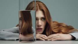 Dénuée es la coloración vegana y sin amoniaco, basada en el agua, novedad Montibello, que logra recrear de un modo extraordinario el color y el brillo del cabello como si éste fuera natural