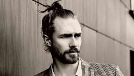 Un ritual de belleza, un concepto refinado, un deseo cumplido para el hombre que quiere, necesita y demanda cuidarse. Piel, cabello y barba