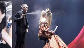 Larga Trayectoria Profesional y ¡larga vida!, para aprender más y admirar a Miguel Ródenas, premio honorífico Galardón Revelación Nacional por su destacada, dilatada y fructífera trayectoria profesional, adalid de la peluquería 