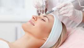 Las esteticistas catalanas unidas en el lema: No somos precarias, somos empresarias apoyadas por Grupo DRV Phytolab