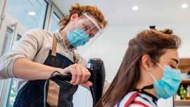 El PSOE, que en 2018 presentó y defendió una Proposición No de Ley (PNL) reclamando al Partido Popular la bajada del IVA al tipo reducido de 10%, se niega ahora a bajar el IVA en los PGE para 2021