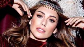 Blanca Suárez saca la artillería pesada y frente a Filomena utiliza UFO 2 de FOREO para disfrutar un tratamiento de belleza profesional, transformando su casa en un spa de primera 