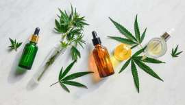 Cada vez más productos de belleza contienen cannabidiol, no solo en la belleza. EE UU elige este mes para probarlo e introducirlo cada vez más en la industria del bienestar 