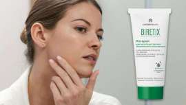 Lleva a cabo una acción exfoliante, seborreguladora y calmante en la piel gracias a su exclusiva fórmula