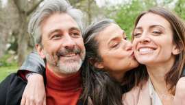 Un reciente estudio de Juice Plus+ realizado en España revela que el 47% de los encuestados tienen como principal meta para 2021 ser felices. La psicóloga Honey Langcaster-James, una de las más conocidas del mundo, nos da 7 pautas para conseguirlo