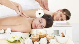 Revemos a história da massagem para triunfar mais que nunca, contra o distanciamento social com o rei da saúde, o qual nos faz manter (ou não…) o desejado contacto entre pessoas