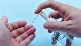 El 80% de las infecciones se transmiten por las manos, y cuando estamos fuera de casa no siempre podemos lavarlas con agua y jabón