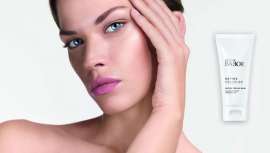 Son dos fórmulas distintas para escoger dependiendo del tipo de piel y el resultado que queramos obtener