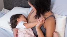 Describimos las mejores y más eficaces posiciones para amamantar al bebé y conseguir todos los beneficios de la lactancia