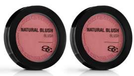 La Fundación VMV Cosmetic Group ha financiado, a través de la Asociación Española contra el Cáncer (AECC), una ayuda de estudio para fomentar el incremento de la capacitación profesional de especialistas médicos relacionados con la oncología 