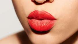 En Carmen Navarro, han hecho una selección top de tratamientos que, además de revitalizarnos y dar a nuestra piel un aspecto rejuvenecido, te puedes regalar o regalarlos a quien amas