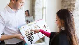 OMAT lanza la pregunta: ¿Estás preparado para dar a tus clientes las respuestas que necesitan? Cómo convertirse en el asesor de imagen imprescindible en la peluquería y la estética