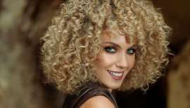 Êxito de vendas de Grupo Tahe que pulveriza números, linha Magic Caracóis, apta para o Método Curly Girl