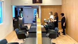 En un ambiente exclusivo y con la calidad, la belleza del cabello y la excelencia en la atención con el cliente como distintivo, el nuevo salón Premim Lluís Llongueras en La Moraleja elige los productos y marcas profesionales de Wella Company