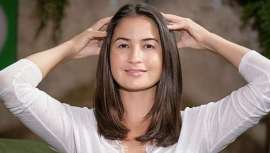 Diana Bordón, pionera del yoga facial en España, explica cómo la oxigenación y la estimulación del riego sanguíneo que provocan las presiones de 5 masajes sobre el cuero cabelludo, frenan la caída del pelo y refuerzan su crecimiento