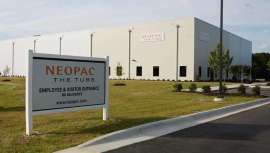 El revolucionario envase es un ligero tubo de plástico compuesto por menos materiales vírgenes, reduciéndose así la huella del carbono en la atmósfera