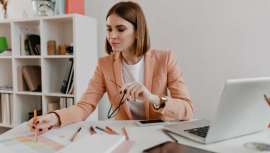 Aparatología, formación y crecimiento y desarrollo, los pilares básicos del éxito de los profesionales de la estética que pone en valor Estetiplan desde sus comienzos y que le ha colocado en los puestos de cabeza de la belleza profesional 