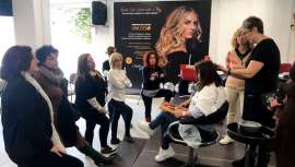 De profesional a profesional, ¡ya somos más de 10.000 socios! Únete ahora con un mes de prueba gratuita. Y de regalo un pack de bienvenida con cuatro servicios de color UNI.CO y oxigenada ¡gratis!