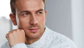 A punto de celebrar el Día del Padre, repasamos los retoques más habituales entre los hombres, porque el sexo masculino existe en cirugía y medicina estética, con la doctora Gema Pérez Sevilla, cirujana y experta en medicina estética facial