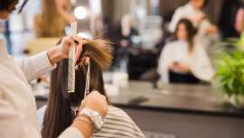 Del paquete de 11.000 millones de euros para ayudas directas a las empresa, por fin aprobado por el Gobierno, la peluquería y la estética, exentas, no se citan