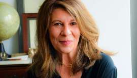 Psicóloga clínica, Pilar Guerra nos describe al detalle la sociedad actual desde todos los puntos de vista posibles, familiar, empresarial... Y nos convoca a la gestión del pensamiento para solventar las situaciones derivadas de la pandemia