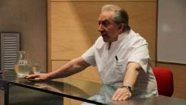 El cirujano argentino de actrices como Verónica Castro y otras celebridades, que se hizo famoso casi desde el principio, en los 90