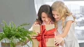 La edición limitada de este moldeador se presenta en un estuche de terciopelo para obsequiar a todas esas madres todoterreno el próximo 2 de mayo. Y por supuesto, ideal también para sus hijas