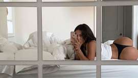 Descubrimos de la mano del Dr. Óscar Cubas y Allergan Aesthetics qué es la moda belfie. O lo que es lo mismo, glúteos pronunciados y perfectos influenciados por las fotos que cuelgan en redes las celebrities